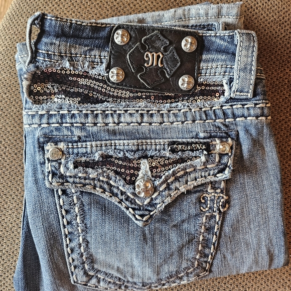 Miss Me faded Slightly distressed jeans - Picture 1 of 6